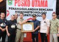 Taruna Ikrar Bekerja Senyap Sebagai Saudara di Padang, Tanam Pohon, Dirikan Posko BPOM Peduli, dan Pastikan Stok Obat Instalasi Farmasi Aman